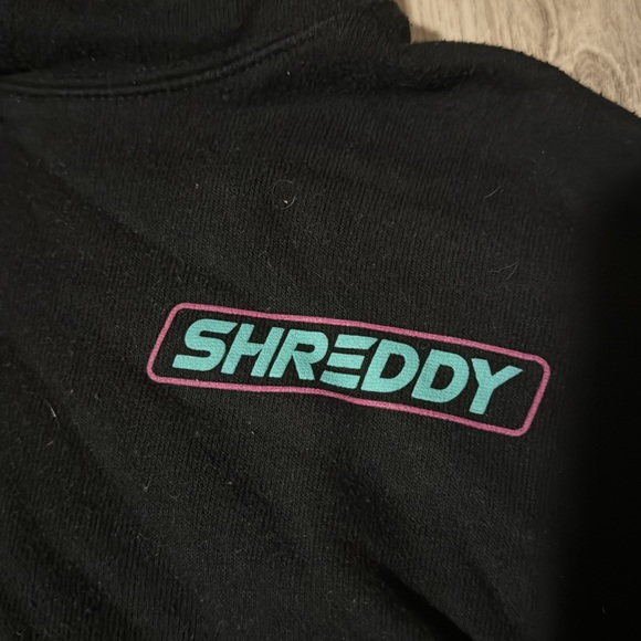 Shreddy Crop Top Sweatshirt 🏂 - Picture 3 of 3